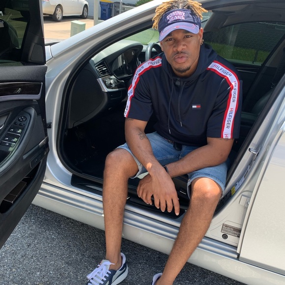 Meet Your Posher, Darnell - Picture 4 of 9